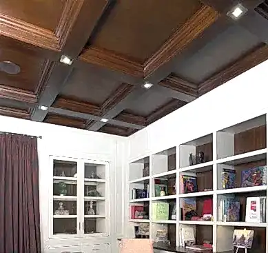 Кессонные потолки из шпона и массива дуба