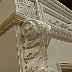 Декоративные элементы в гардеробной