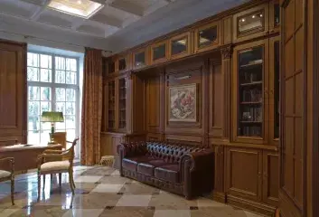 Кабинет из массива 2