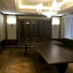 Кабинет с Т-образным столом из массива