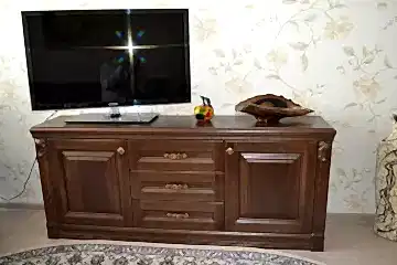 Тумба из масива дуба
